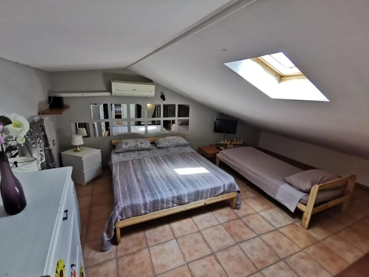 Apartment In The City Center With Self Check-In Parma